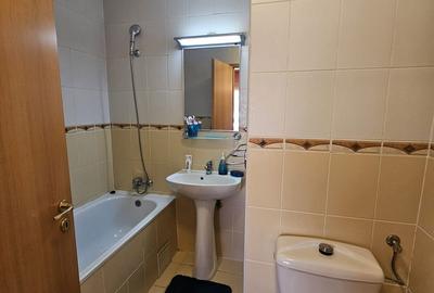 Apartament cu 4 camere decomandat în Aradului - 3