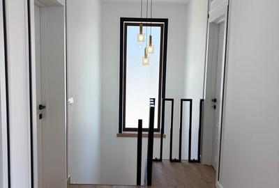Casă cu 4 camere în Exterior Vest - 2