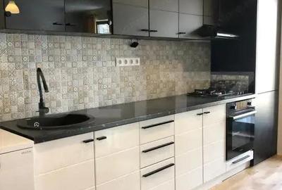 Apartament cu 2 camere decomandat în Central - 1