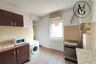 Apartament cu 3 camere nedecomandat, mobilat în 13 Septembrie - 9