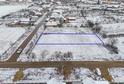 Teren de 1247 mp, în Tisa - 8