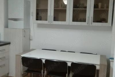 Vila cu 3 camere + mansarda si curte. - 2