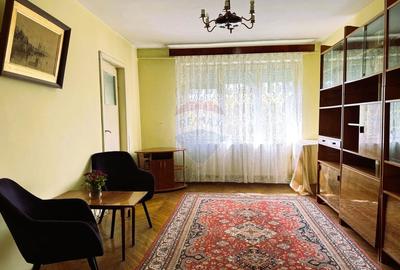Apartament cu 4 camere decomandat în Central - 2