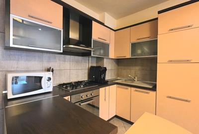 Apartament cu 3 camere semidecomandat, mobilat în Central - 3