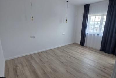 Casă individuală cu 4 camere cu Canalizare în Bragadiru - 11