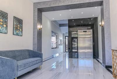 Apartament cu 3 camere decomandat în Vișani - 18