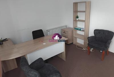 Apartament cu 3 camere decomandat în Vitan