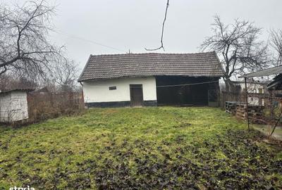 Casă cu 3 camere în Mărtinești - 10
