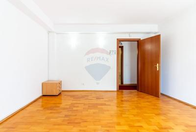 Vila versatila de inchiriat in  zona Sisesti - 2