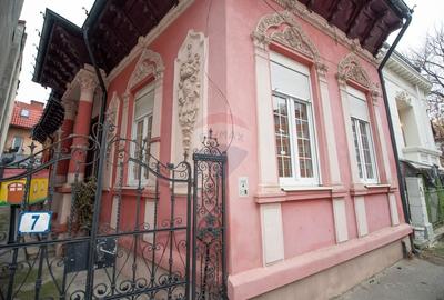 Vila interbelica cu 6 camere de vanzare, 99 mpu, Parc Cismigiu - 1
