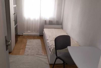 Apartament cu 3 camere decomandat în Păcurari - 6
