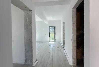 Casă cu 5 camere cu Teren 303 Mp în Central - 5