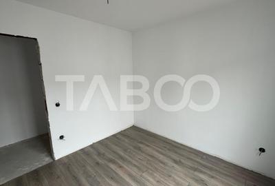 Apartament cu 3 camere decomandat în Turnișor - 6