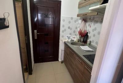 Garsonieră decomandată în UMT - 3