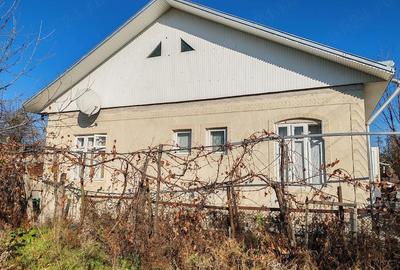 Casă cu 2 camere cu Teren 810 Mp în Leorda - 5