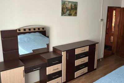 Apartament cu 2 camere decomandat în Calafat - 2