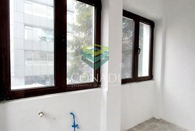 Casă individuală cu 7 camere cu Canalizare în Primăverii - 7