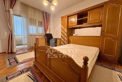 Apartament cu 3 camere decomandat, mobilat în Traian - 13