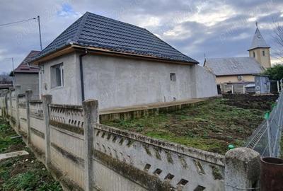 Casă cu 2 camere cu Teren 700 Mp în Tritenii de Sus - 3