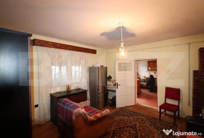 Casă cu 3 camere cu Teren 1783 Mp în Central - 8
