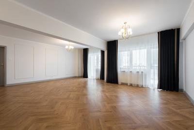 Apartament Exclusivist in Piata Unirii - Eleganta si Finisaje Premium