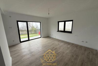 Casă cu Teren 300 Mp în Șimnicu de Jos - 15