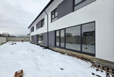 Duplex cu 4 camere cu Canalizare în Bartolomeu - 7