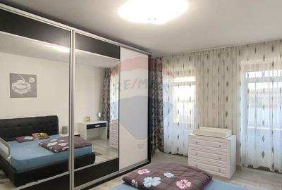 Casa unica, spa?ioasa, in zona centrala a ora?ului... - 25