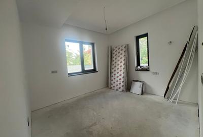 Casă cu 5 camere cu Canalizare în Pipera - 9