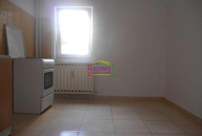 Inchiriez ap. cu 3 camere In Pipera – Strada Avionului de la 1.0 - 4