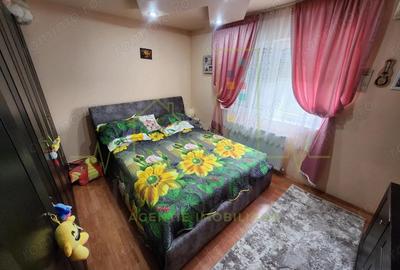 Centrala proprie. Acoperis nou. Mobilat. Model mare. Transformat in 3 camere. - 6