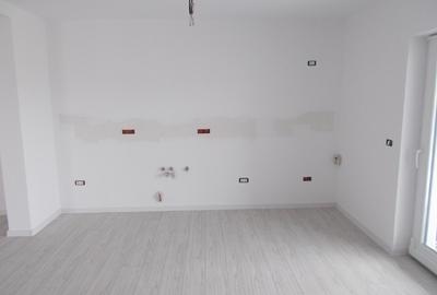 Duplex cu 4 camere cu Teren 328 Mp în Peciu Nou - 4