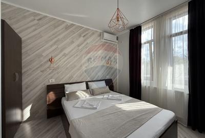 Casa / Pensiune cu 12 camere de vanzare in zona Eforie Sud Constanta - 2