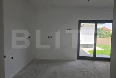 Casă cu 2 camere cu Teren 780 Mp în Lazuri - 1