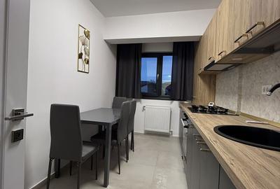Apartament cu 2 camere decomandat în Central - 3