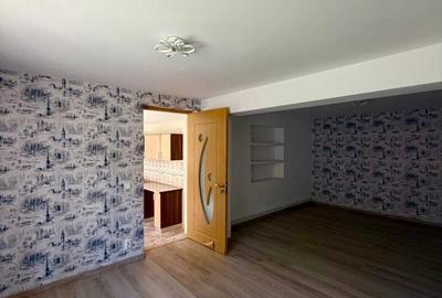 Casă cu 4 camere în Breaza de Sus - 2