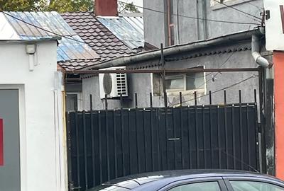 Casă cu 6 camere în Central - 2