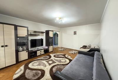 Apartament de inchiriat cu 3 camere decomandat, 81 mp - zona Cetate - 1