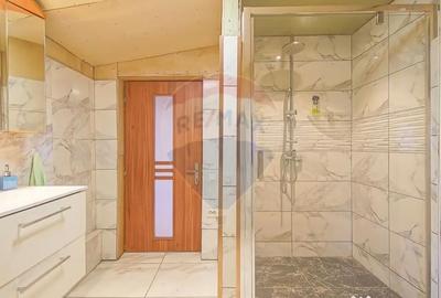 Casă cu 2 camere cu Teren 284 Mp în Central - 1