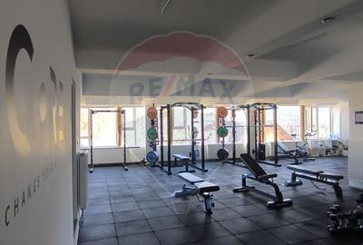 Spațiu comercial, de 202.35000610352 mp, în Central - 1