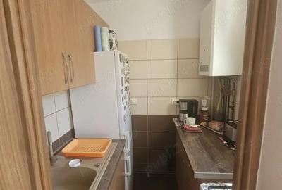 Vand apartament 2 camere - 2