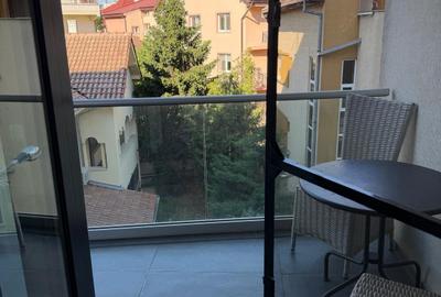 Apartament cu 3 camere decomandat în Șoseaua Nordului - 1