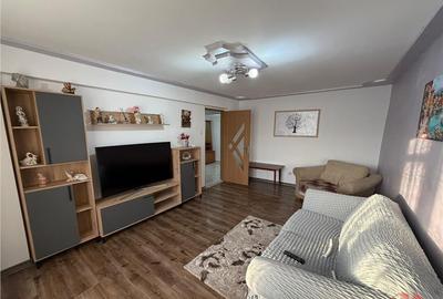 Apartament cu 3 camere decomandat, mobilat în Central - 2