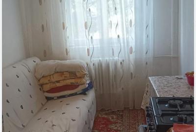 Garsonieră decomandată în Central - 1