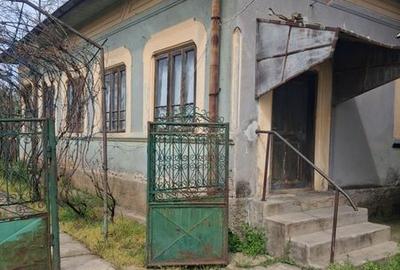 Casă cu 4 camere cu Teren 900 Mp în Lipovu - 6