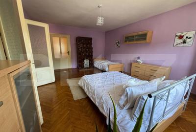 De Vanzare Casa de Vacan?a cu Teren Generos 5.755 m? - 1