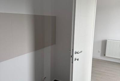 Garsoniera cu terasa mare, loc de parcare subteran, metrou Republica - 6