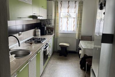 Apartament cu 3 camere decomandat în Vitrometan - 7