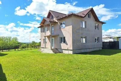Casa Poiana Lacului-Dinculesti construc?ie solida, zona linistita teren generos - 1