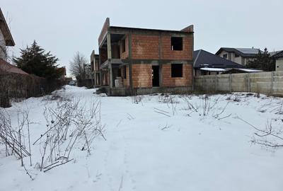 Casă cu 4 camere cu Teren 900 Mp în Est - 3